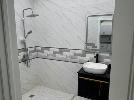 Əhmədlidə 2 otaqlı yeni tikili mənzil satılır, 68 m², 170 000 AZN, şəkil 5 / 8