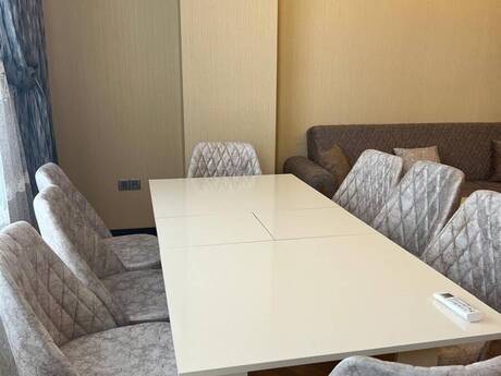 3 otaqlı yeni tikili - 7-ci mikrorayon q. - 120 m²