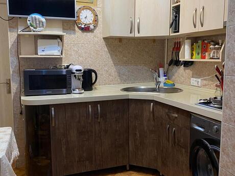 2 otaqlı köhnə tikili - Gənclik m. - 60 m²