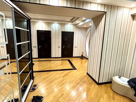 Elan №6288071 - Bakı, 20 Yanvar m., 5 otaqlı, 228.5 m², 12/19 mərtəbə