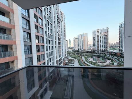 4-комн. новостройка - м. Бакмил - 128 м²