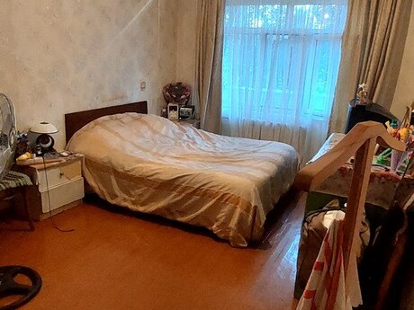 5 otaqlı köhnə tikili - Xalqlar Dostluğu m. - 110 m²
