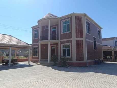 5 otaqlı həyət evi/bağ evi - Novxanı q. - 350 m²
