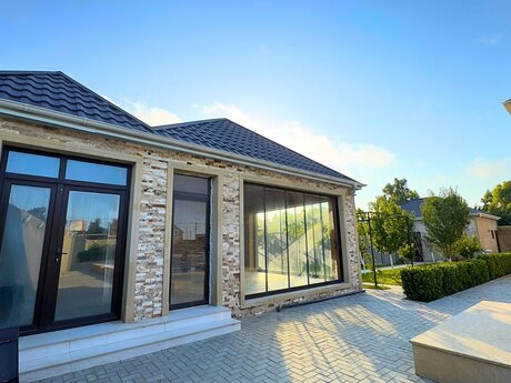 5 otaqlı həyət evi/bağ evi - Sea Breeze q. - 400 m²