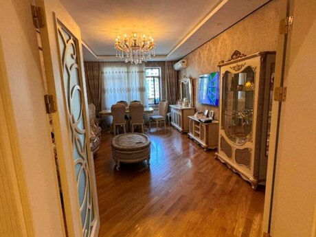 Elan №6288415 - Bakı, Elmlər Akademiyası m., 3 otaqlı, 134 m², 15/15 mərtəbə