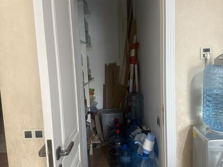 4 otaqlı yeni tikili - Xırdalan - 144.2 m²