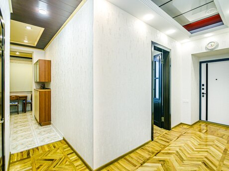 Аренда: 3-комнатная квартира, 83 м², Sahil: 70 ₼/мес 4