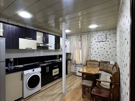 2 otaqlı həyət evi/bağ evi - Nərimanov r. - 80 m²