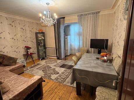 Elan №6288756 - Bakı, Xalqlar Dostluğu m., 2 otaqlı, 45 m², 3/5 mərtəbə