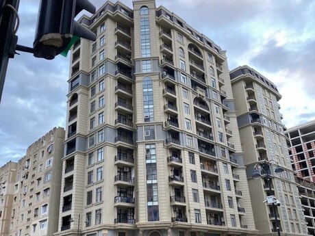 Объявление №6288801 - Баку, Насиминский  р., 2-комн., 75 м², 4/15 этаж