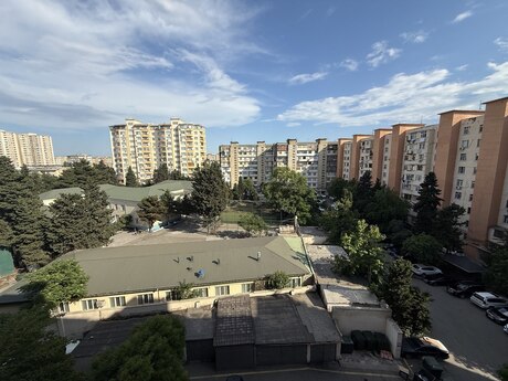 5 otaqlı köhnə tikili - Neftçilər m. - 120 m²