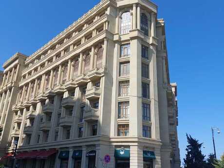 Elan №6288857 - Bakı, Nəriman Nərimanov m., 5 otaqlı, 216 m², 7/8 mərtəbə
