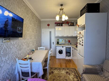 Elan №6288874 - Bakı, İnşaatçılar m., 2 otaqlı, 47 m², 16/19 mərtəbə