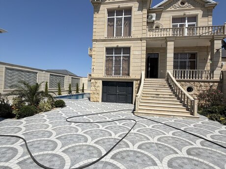 5 rooms · 480 m², Pirşağı