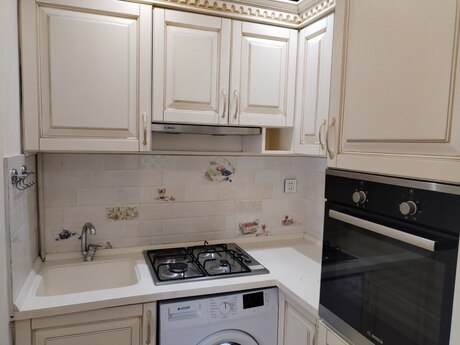 1 otaqlı yeni tikili - Azadlıq Prospekti m. - 51 m²