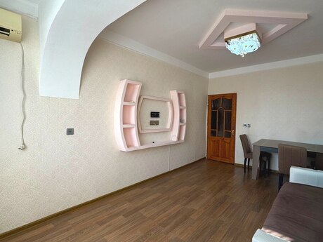 3-комнатная квартира, 60 м², Nəriman Nərimanov: 139 000 ₼ 2