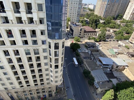 2 otaqlı yeni tikili - 28 May m. - 105 m²