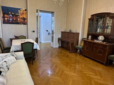 3-комн. вторичка - м. Ичеришехер - 115 м²