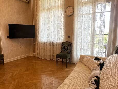 3-комн. вторичка - м. Ичеришехер - 115 м²