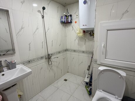 1 otaqlı köhnə tikili - Bakıxanov q. - 40 m²