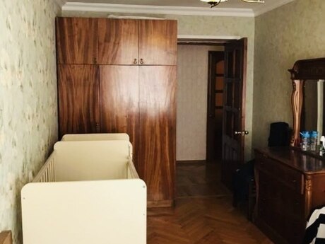 Elan №6289322 - Bakı, Gənclik m., 3 otaqlı, 70 m², 3/5 mərtəbə