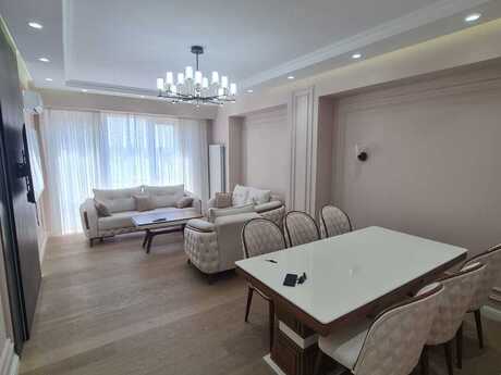 Elan №6289332 - Bakı, Nəriman Nərimanov m., 3 otaqlı, 120 m², 17/20 mərtəbə