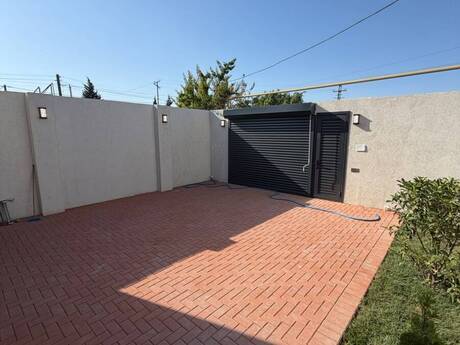4 otaqlı həyət evi/bağ evi - Şüvəlan q. - 130 m²