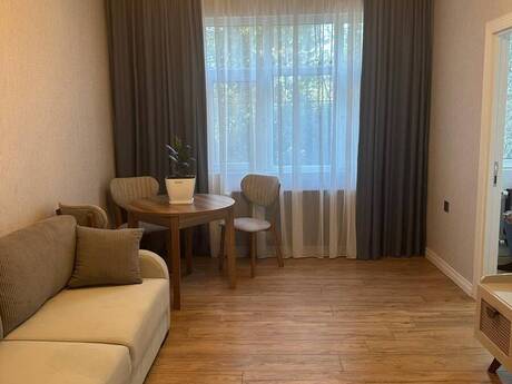 Elan №6289449 - Bakı, Memar Əcəmi m., 1 otaqlı, 33 m², 1/5 mərtəbə