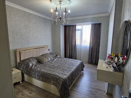 3-комн. вторичка - м. Азадлыг проспекти - 72 м²