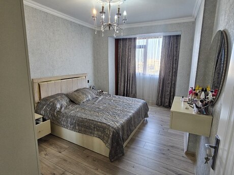 3-комн. вторичка - м. Азадлыг проспекти - 72 м²