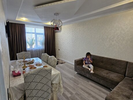 3-комн. вторичка - м. Азадлыг проспекти - 72 м²
