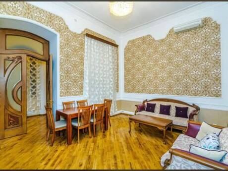 Elan №6289619 - Bakı, Sahil m., 4 otaqlı, 120 m², 2/5 mərtəbə