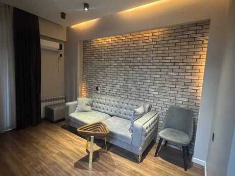 2-комн. новостройка - м. 28 мая - 60 м²