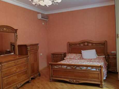 Kirayə 3 otaqlı mənzil, 130 m², Elmlər Akademiyası: 1 200 ₼/ay 4