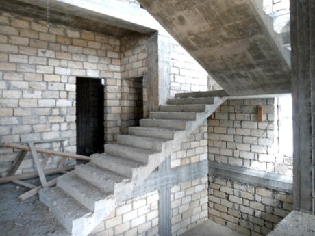 7 otaqlı həyət evi/bağ evi - Masazır q. - 450 m²