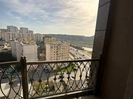 3-комн. новостройка - Ясамальский р. - 128 м²