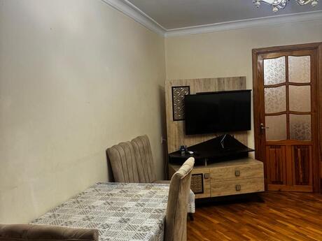 2 otaqlı köhnə tikili - Həzi Aslanov m. - 60 m²