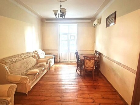 Объявление №6289980 - Баку, м. Кара Караев, 2-комн., 65 м², 2/2 этаж