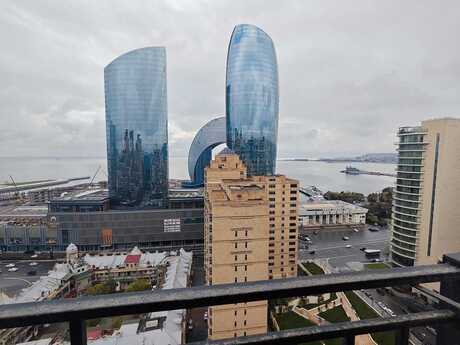 Kirayə 3 otaqlı mənzil, 130 m², 28 May: 3 000 ₼/ay 3