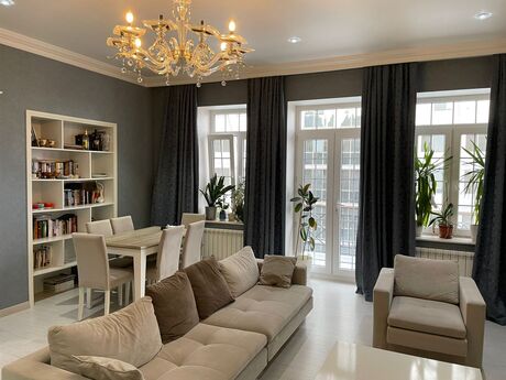 2 rooms · 70,5 m² · floor 3/4, İçəri Şəhər