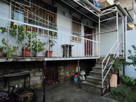 3 otaqlı köhnə tikili - Azadlıq Prospekti m. - 100 m²