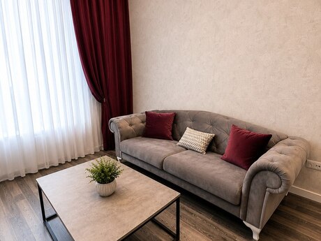 Kirayə 2 otaqlı mənzil, 100 m², Nizami: 1 000 ₼/ay 2