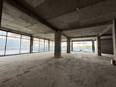 Elan №6290329 - Bakı, 8 Noyabr m., 2000 m²