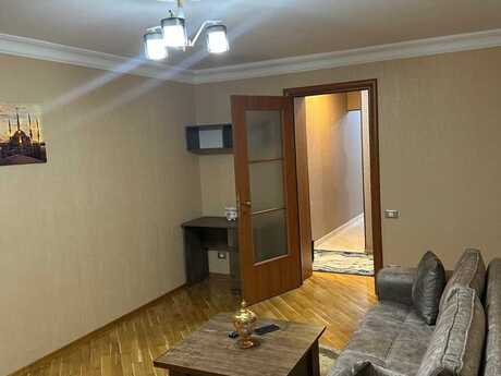 Elan №6290441 - Bakı, İçəri Şəhər m., 3 otaqlı, 70 m², 3/5 mərtəbə