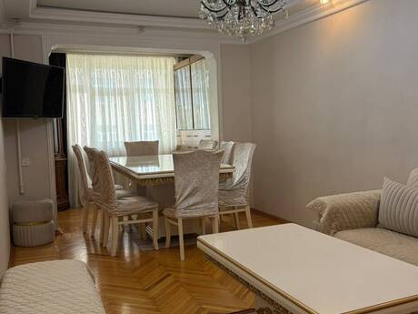 Elan №6290575 - Bakı, Neftçilər m., 3 otaqlı, 65 m², 4/5 mərtəbə