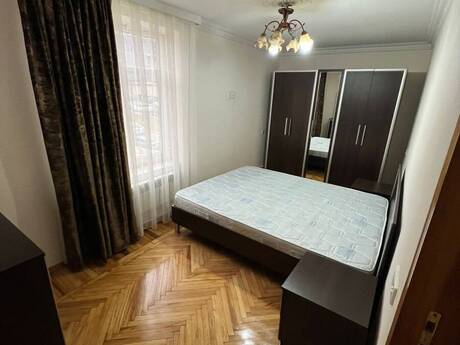 Elan №6290710 - Bakı, Elmlər Akademiyası m., 2 otaqlı, 60 m², 4/5 mərtəbə