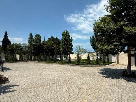 10 otaqlı həyət evi, 655 m², Novxanı: 990 000 ₼ 2