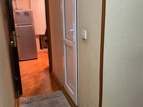 3 otaqlı köhnə tikili - Böyükşor q. - 50 m²