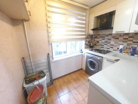 2 otaqlı köhnə tikili - Elmlər Akademiyası m. - 50 m²
