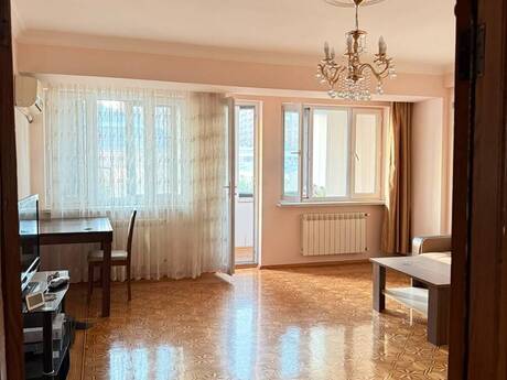 Elan №6291485 - Bakı, 28 May m., 3 otaqlı, 80 m², 5/9 mərtəbə
